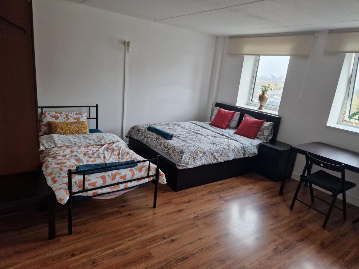 Ferienwohnung Twin Bed For Guests London Exterior foto